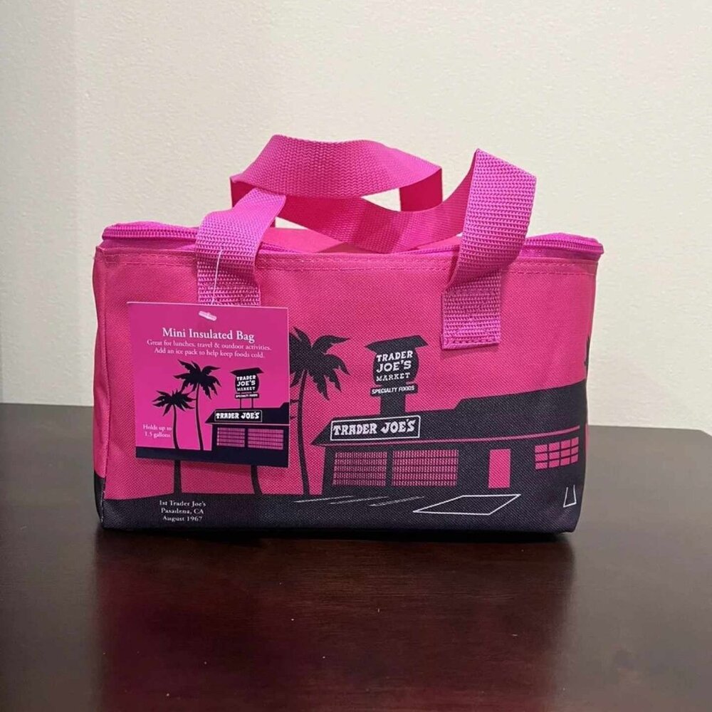 NEW TRADER JOE'S MINI INSULATED TOTE LUNCH BAG - Pink 1.5 Gal LIMITED EDITION